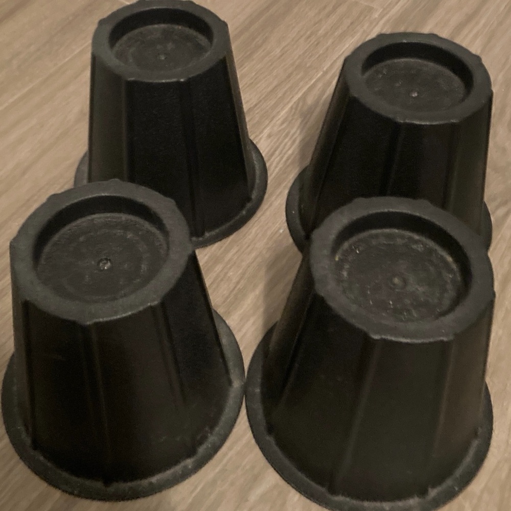 Bed Risers - Picture 2 of 4